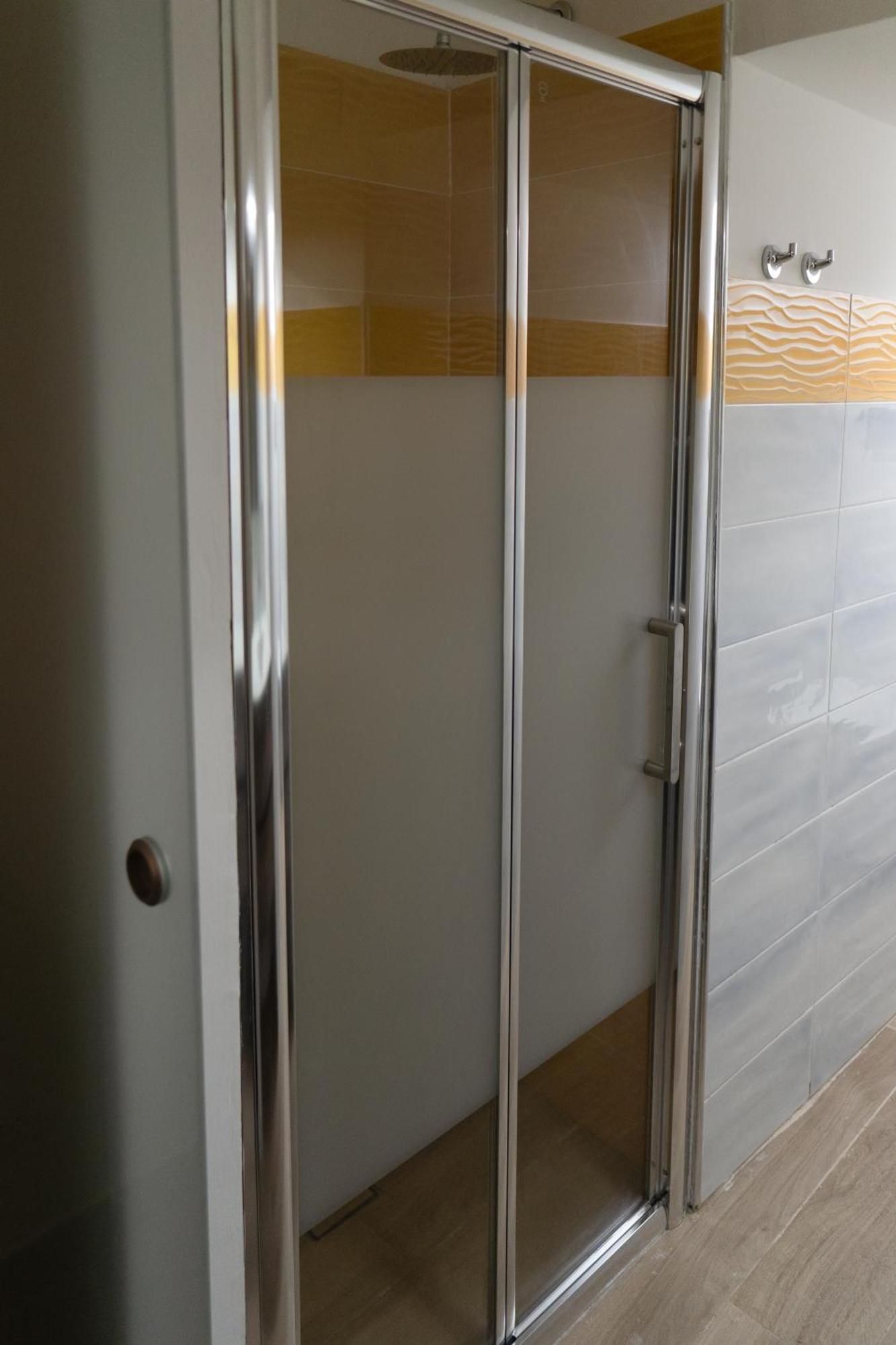 Yes I Know My Room - Mini Room Martiri Napoli Exterior foto